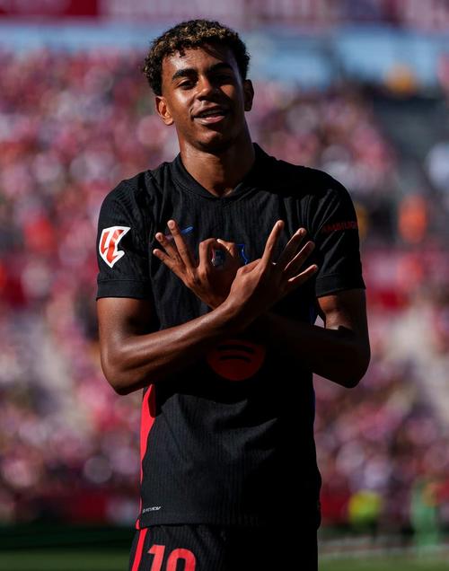 纽卡体育总监：难以拒绝纽卡的邀约，我的职责在于协调运营（纽卡体育总监：俱乐部邀约难拒，我的职责是统筹运营）