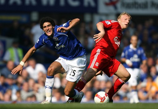 南美国家队历史射手榜全新发布！梅西114球领跑，效率仅次内马尔位居第二（南美队史射手榜新鲜出炉：梅西114球登顶，效率仅逊内马尔列第二）